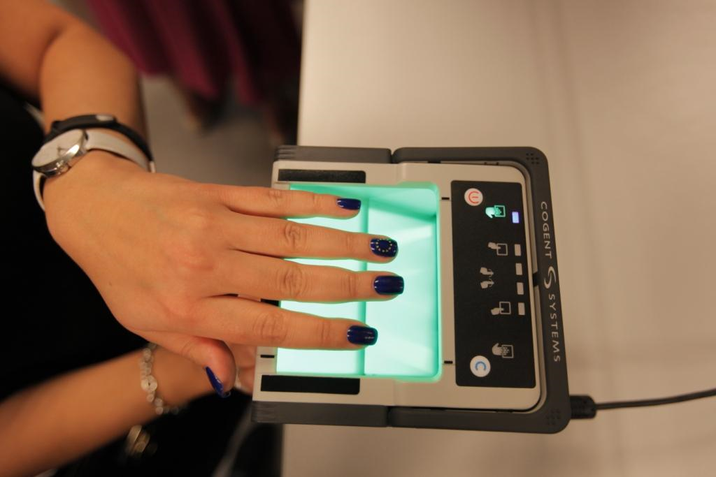 биометрия по отпечатку пальца